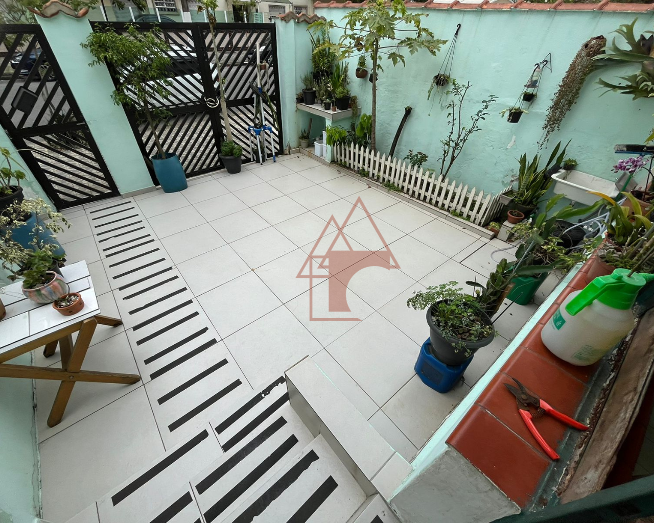 Imagem Sobrado com 2 Quartos à Venda, 185 m² em Campo Grande - Santos