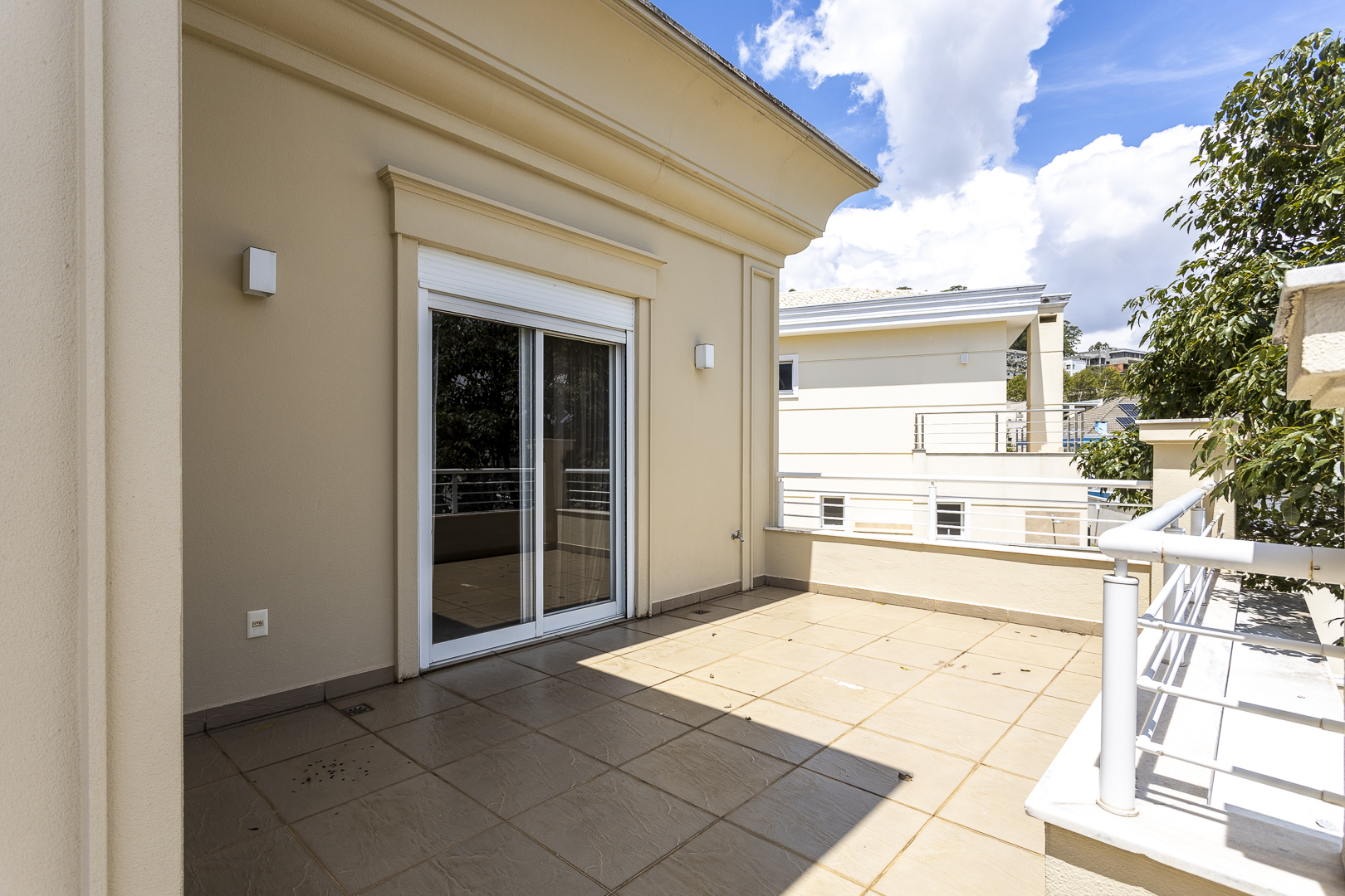 Imagem Casa de Condomínio com 5 Quartos à Venda, 1.587 m² em Tamboré - Barueri Imagem Casa de Condomínio com 5 Quartos à Venda, 1.587 m² em Tamboré - Barueri
