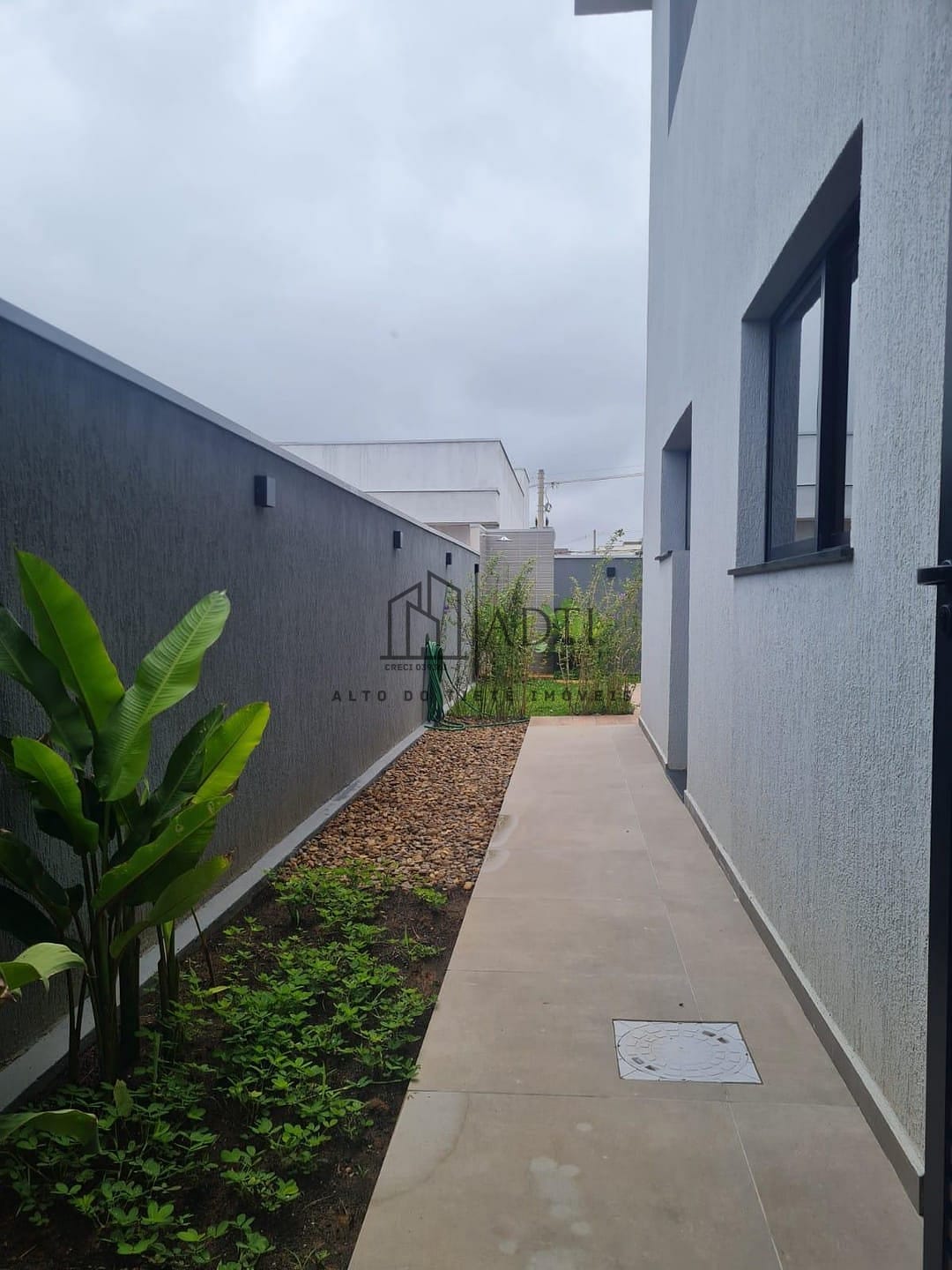 Imagem Casa de Condomínio com 3 Quartos à Venda, 205 m² em Cézar de Souza - Mogi das Cruzes Imagem Casa de Condomínio com 3 Quartos à Venda, 205 m² em Cézar de Souza - Mogi das Cruzes
