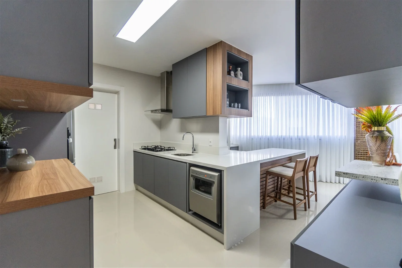Imagem Apartamento com 4 Quartos à Venda, 150 m²em Centro - Balneário Camboriú