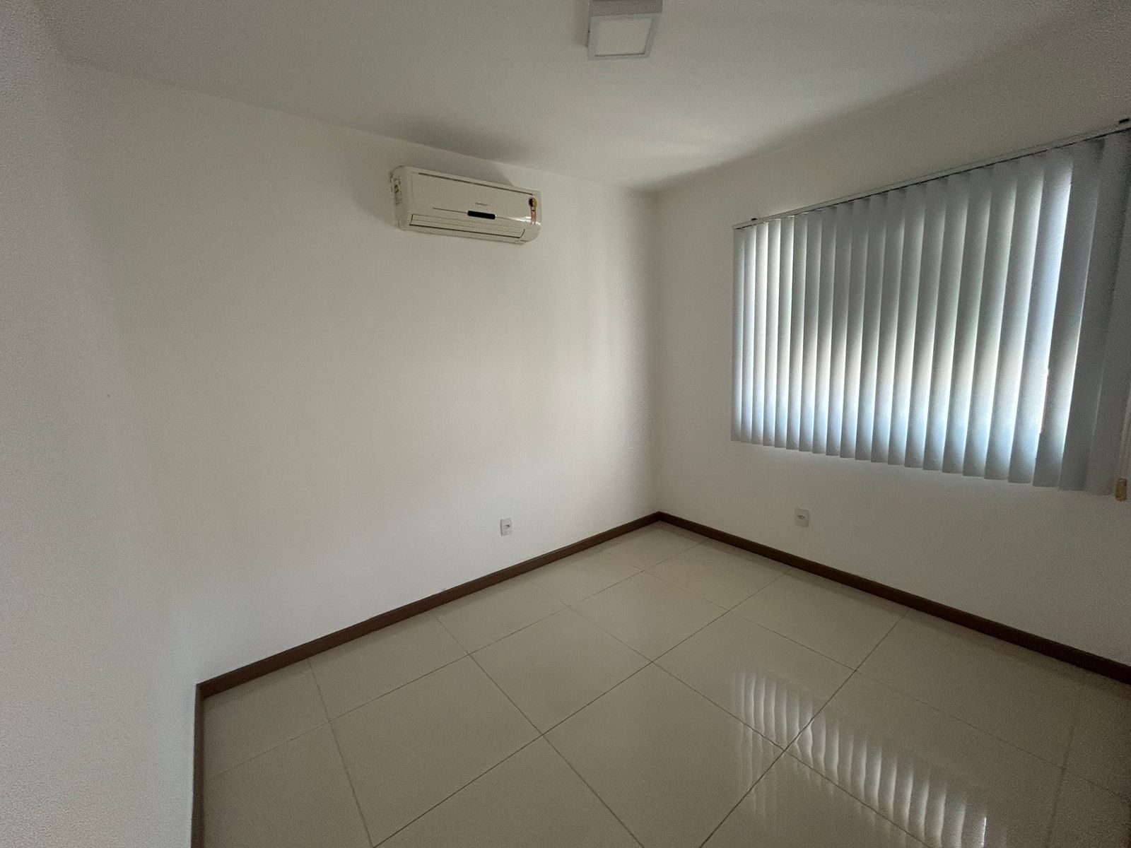 Imagem Galpão para Alugar, 380 m²em Centro de Vila Velha - Vila Velha