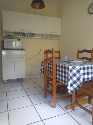 Imagem Casa com 2 Quartos à Venda, 80 m² em Alto - Teresópolis