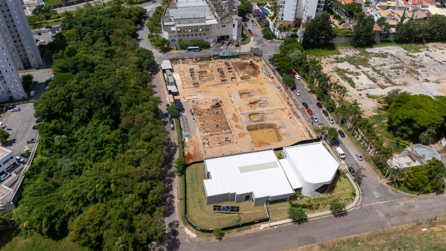 Imagem Apartamento com 4 Quartos à Venda, 137 m²em Jardim Santa Teresa - Jundiaí Imagem Apartamento com 4 Quartos à Venda, 137 m²em Jardim Santa Teresa - Jundiaí