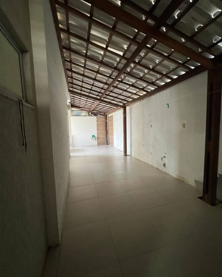 Imagem Casa com 4 Quartos à Venda, 200 m²em Vila Praiana - Lauro de Freitas