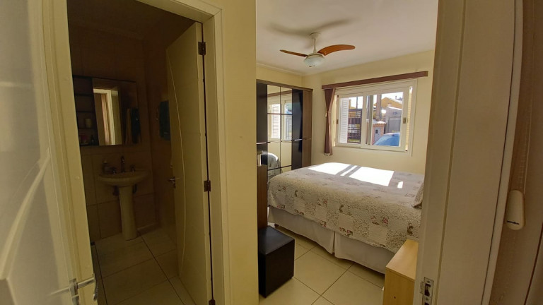 Imagem Casa com 3 Quartos à Venda, 99 m² em Hípica - Porto Alegre