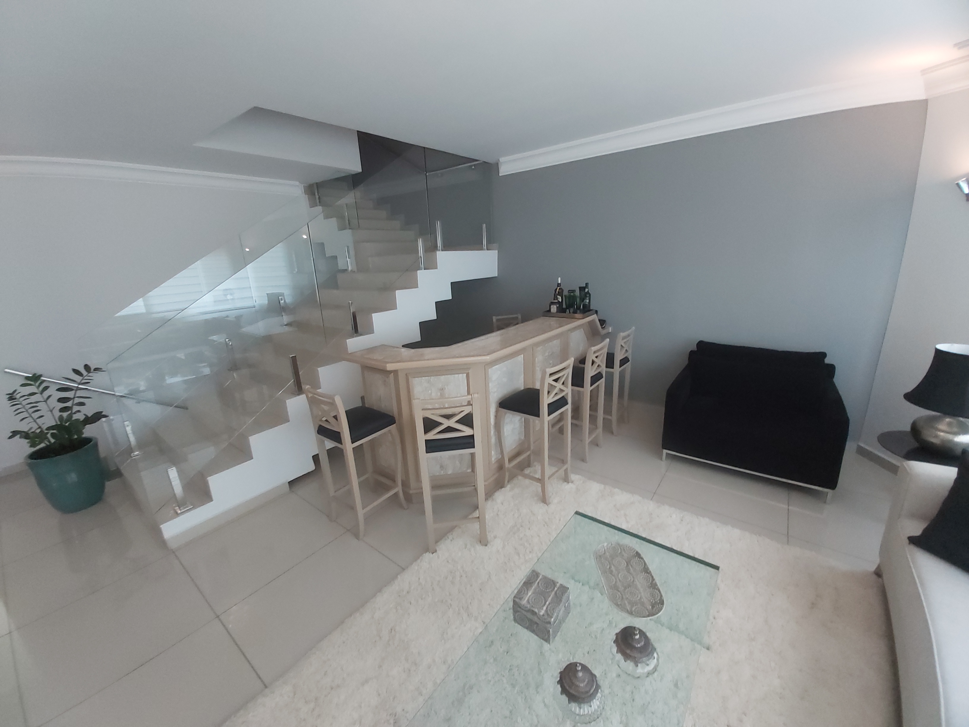 Imagem Sobrado com 3 Quartos à Venda, 339 m² em Taboão - São Roque