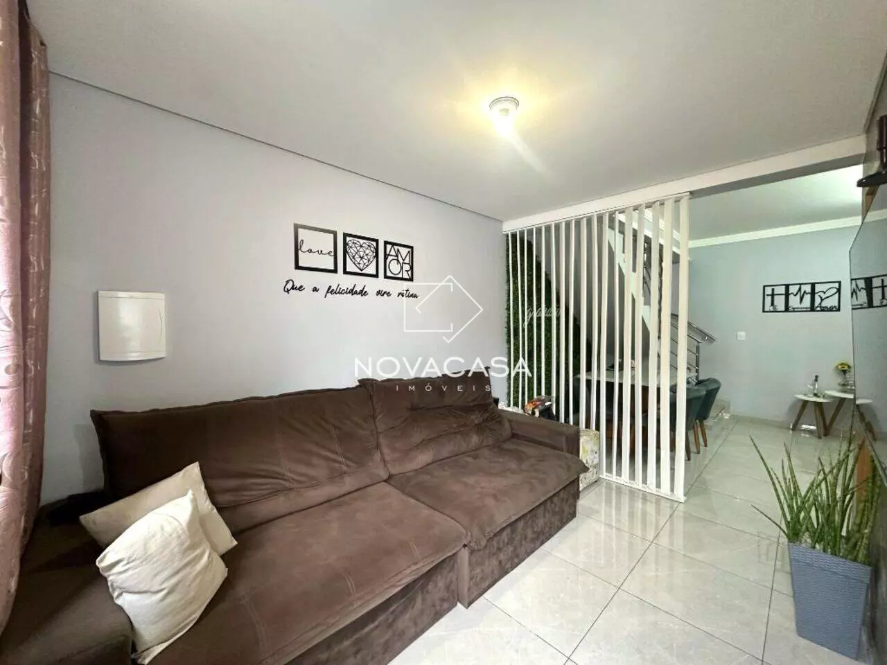 Imagem Casa com 2 Quartos à Venda, 70 m² em Santa Mônica - Belo Horizonte Imagem Casa com 2 Quartos à Venda, 70 m² em Santa Mônica - Belo Horizonte