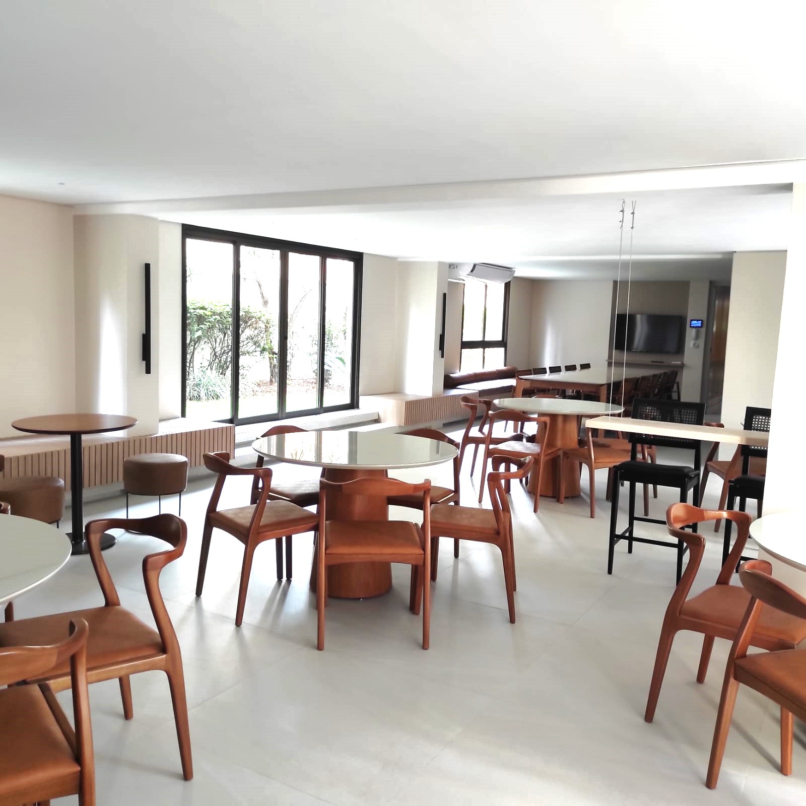 Imagem Apartamento com 4 Quartos à Venda, 138 m²em Lourdes - Belo Horizonte Imagem Apartamento com 4 Quartos à Venda, 138 m²em Lourdes - Belo Horizonte