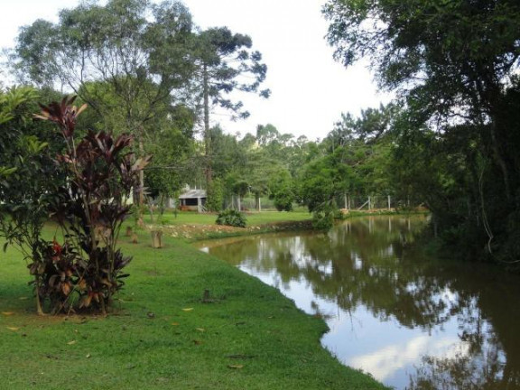 Imagem Chácara com 8 Quartos à Venda, 667 m² em Pouso Alegre - Mairinque