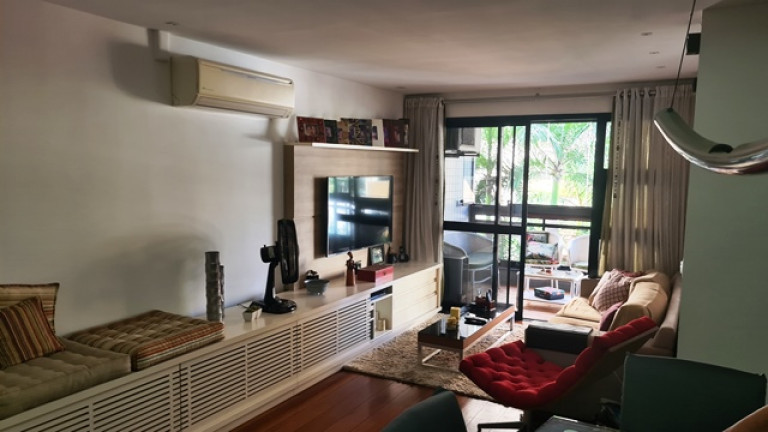 Apartamento com 3 Quartos à Venda, 130 m² em Ingá - Niterói