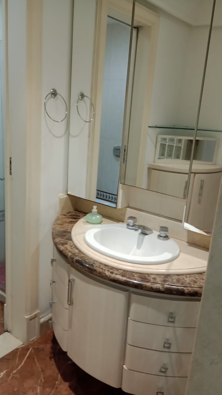 Imagem Apartamento com 3 Quartos para Alugar, 170 m²em Praia da Costa - Vila Velha Imagem Apartamento com 3 Quartos para Alugar, 170 m²em Praia da Costa - Vila Velha