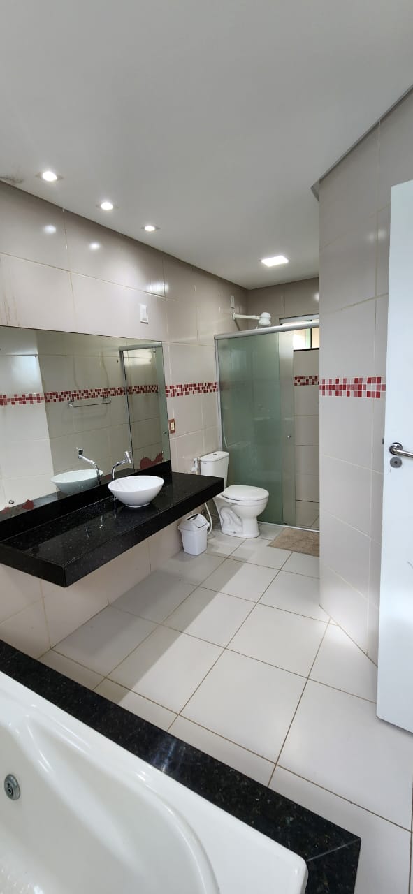Imagem Casa de Condomínio com 5 Quartos à Venda ou Locação, 400 m²em Parque do Jiqui - Parnamirim