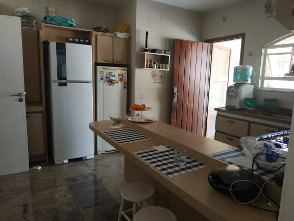 Imagem Casa com 3 Quartos à Venda, 330 m² em Centro - Tremembé