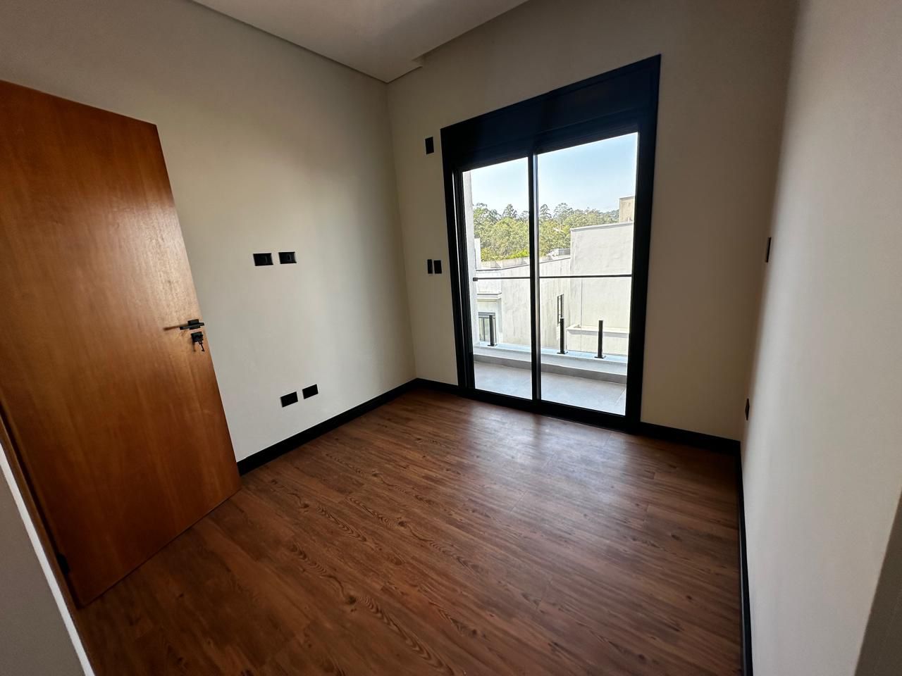 Imagem Casa de Condomínio com 4 Quartos à Venda, 234 m²em Cézar de Souza - Mogi das Cruzes Imagem Casa de Condomínio com 4 Quartos à Venda, 234 m²em Cézar de Souza - Mogi das Cruzes