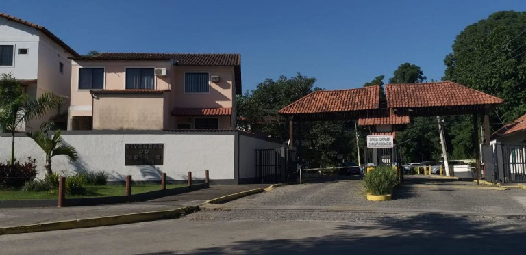 Imagem Casa com 2 Quartos à Venda, 100 m² em Campo Grande - Rio de Janeiro Imagem Casa com 2 Quartos à Venda, 100 m² em Campo Grande - Rio de Janeiro