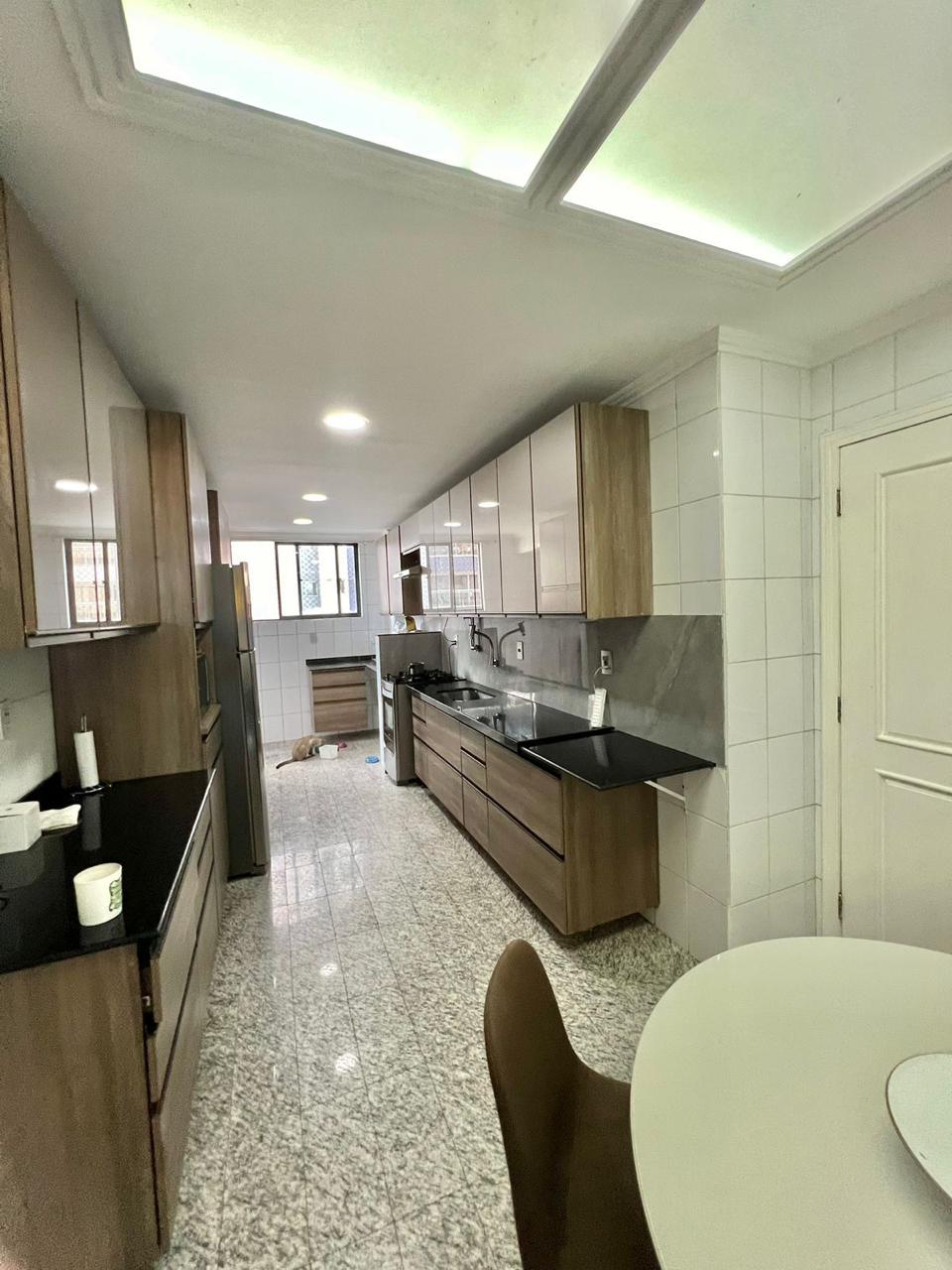 Imagem Apartamento com 3 Quartos para Alugar, 135 m²em Umarizal - Belém