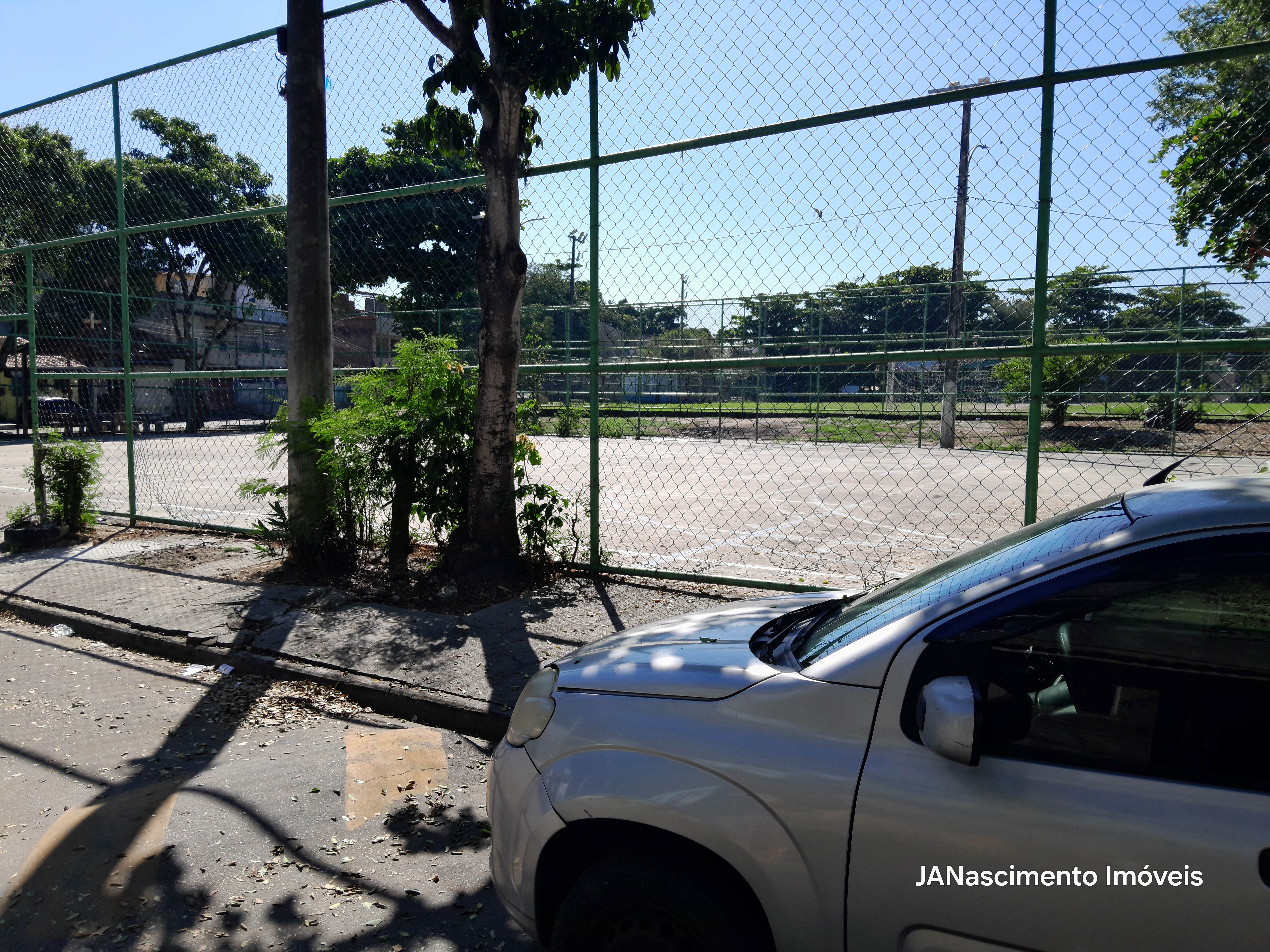 Imagem Casa com 2 Quartos à Venda, 150 m² em Bangu - Rio de Janeiro