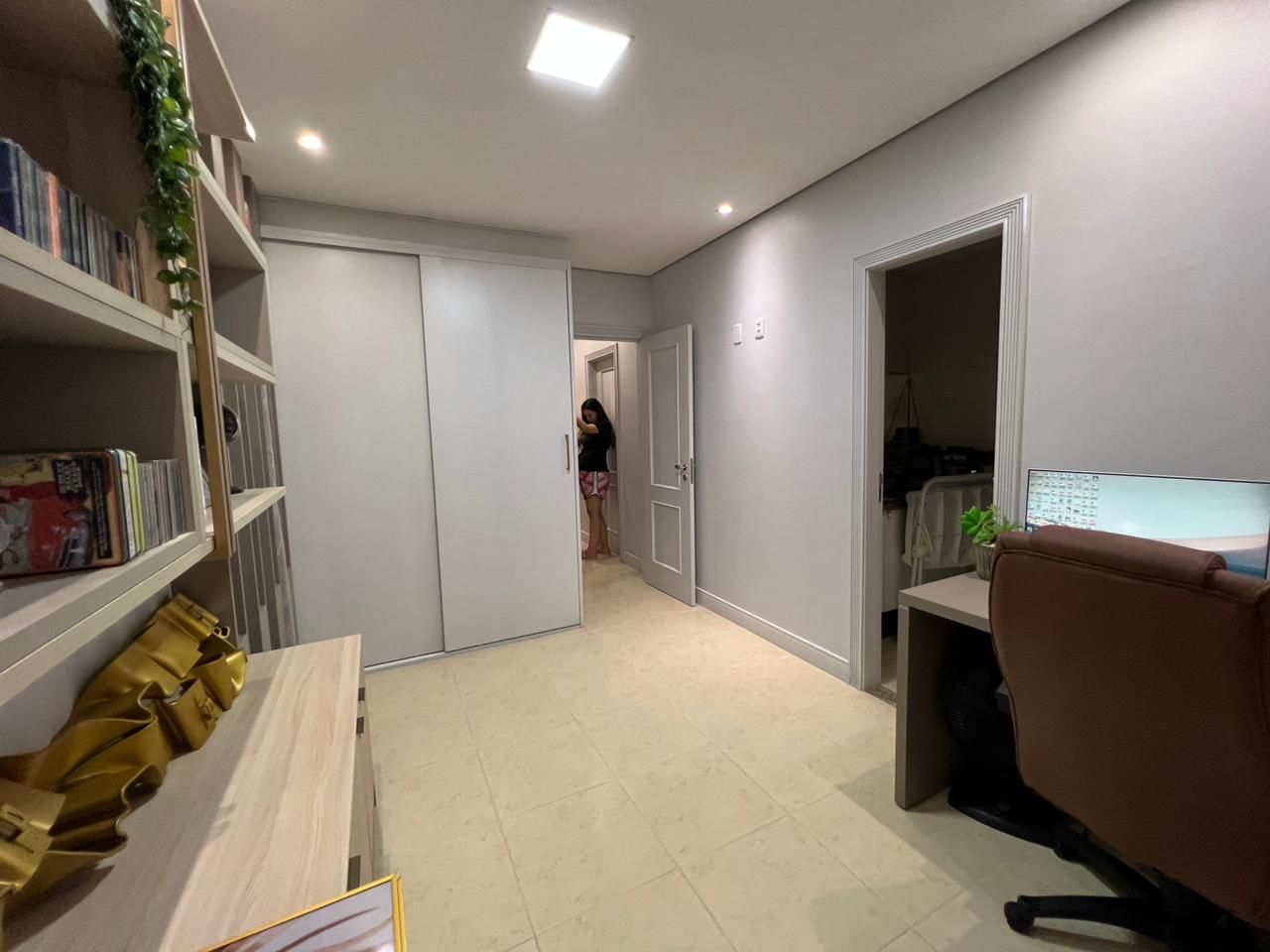 Imagem Apartamento com 3 Quartos à Venda, 127 m²em Umarizal - Belém