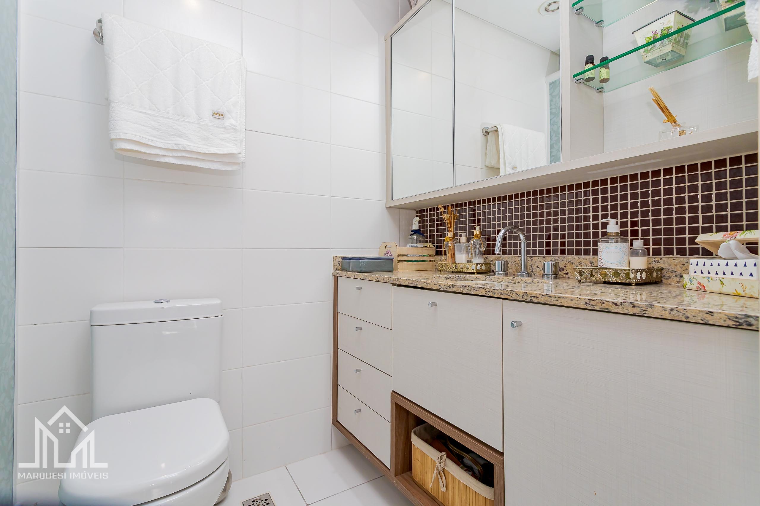Imagem Apartamento com 3 Quartos à Venda, 150 m²em Água Verde - Curitiba