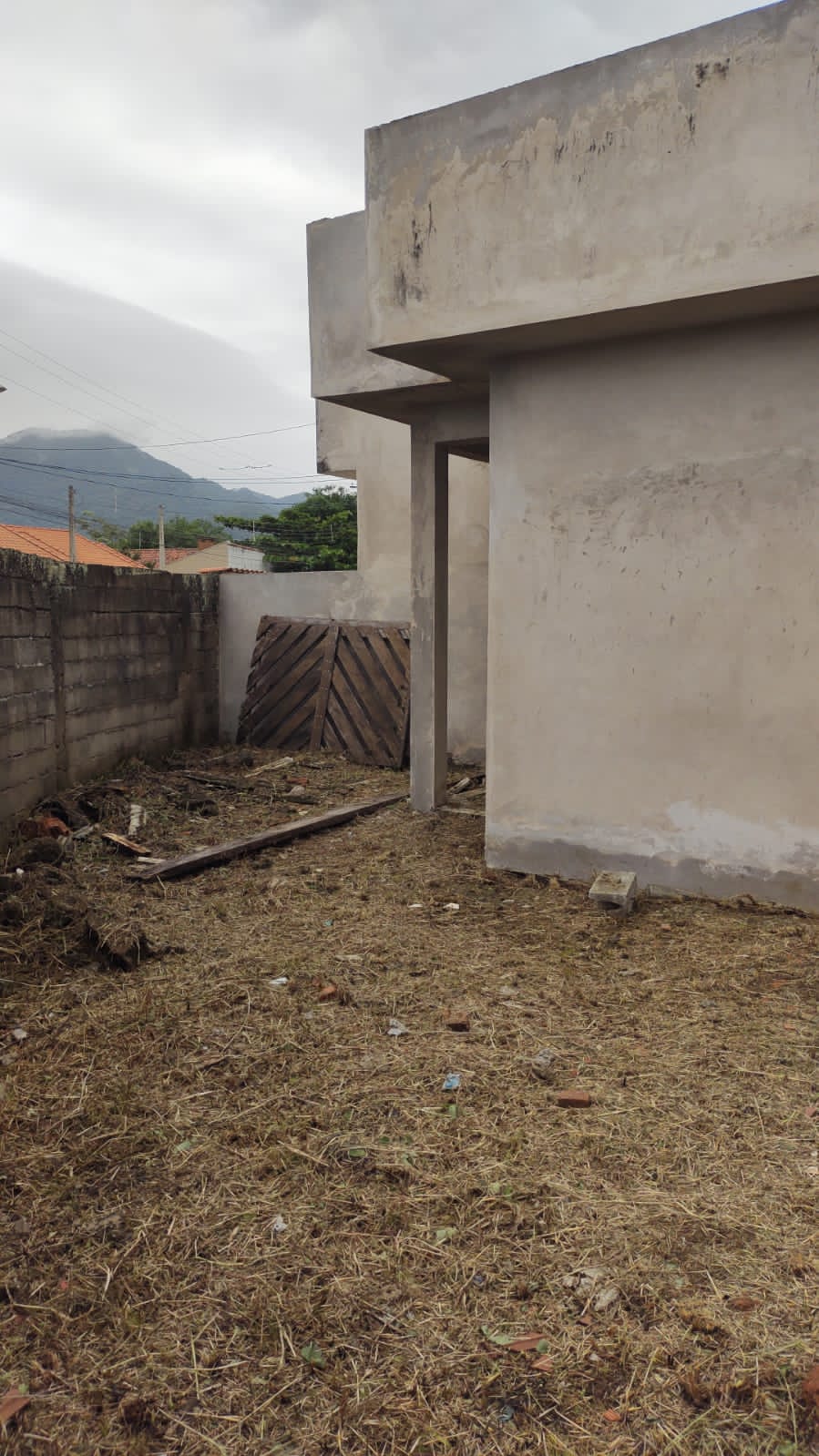 Imagem Sobrado com 2 Quartos à Venda, em Peruibe - Peruíbe Imagem Sobrado com 2 Quartos à Venda, em Peruibe - Peruíbe