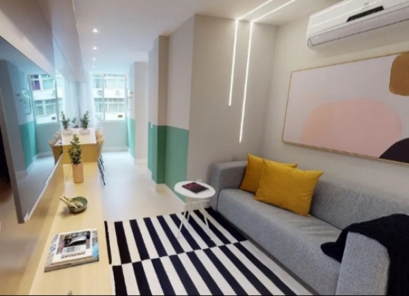 Imagem Apartamento com 2 Quartos à Venda, 52 m² em Copacabana - Rio de Janeiro