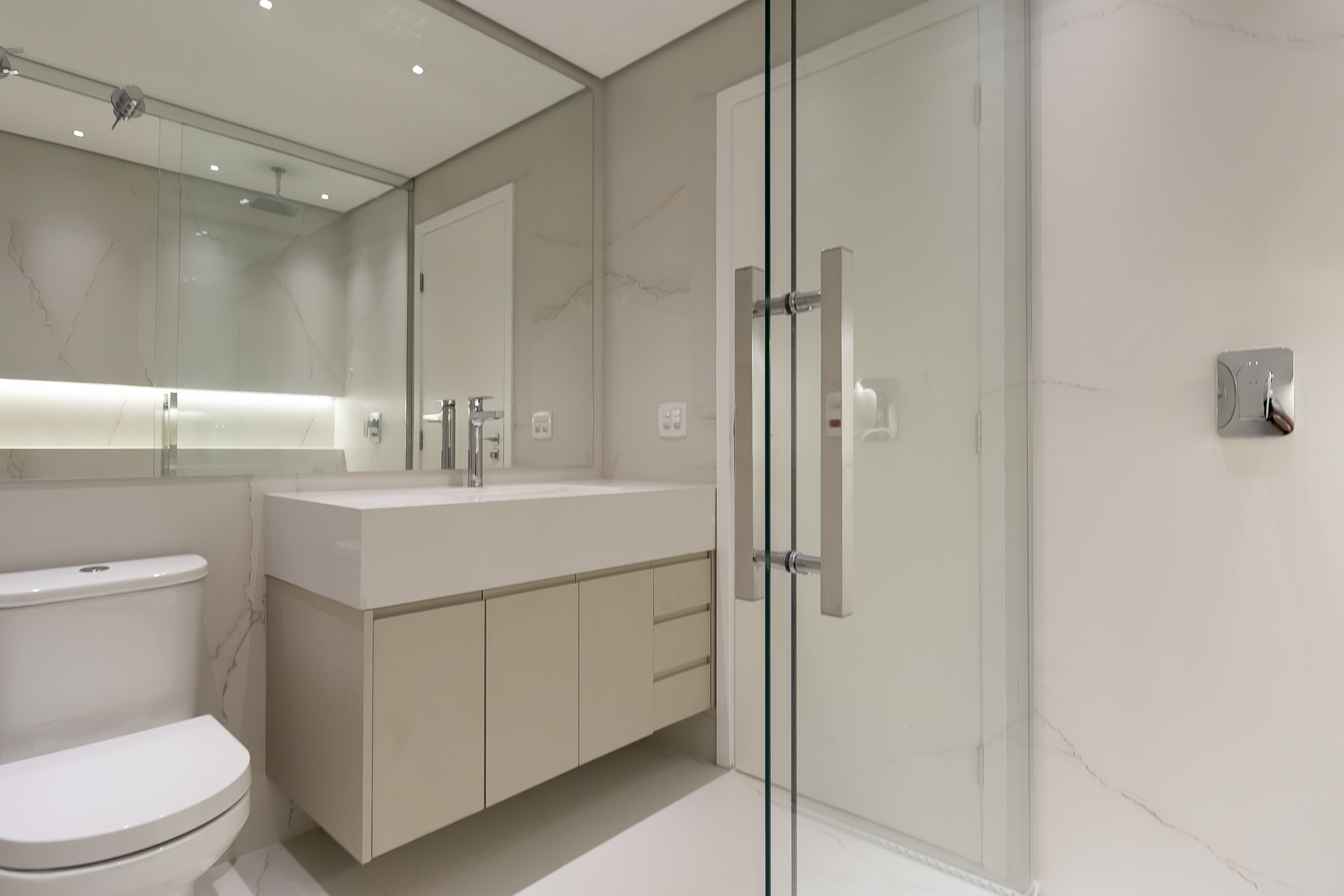 Imagem Apartamento à Venda, 213 m² em Cerqueira César - São Paulo Imagem Apartamento à Venda, 213 m² em Cerqueira César - São Paulo