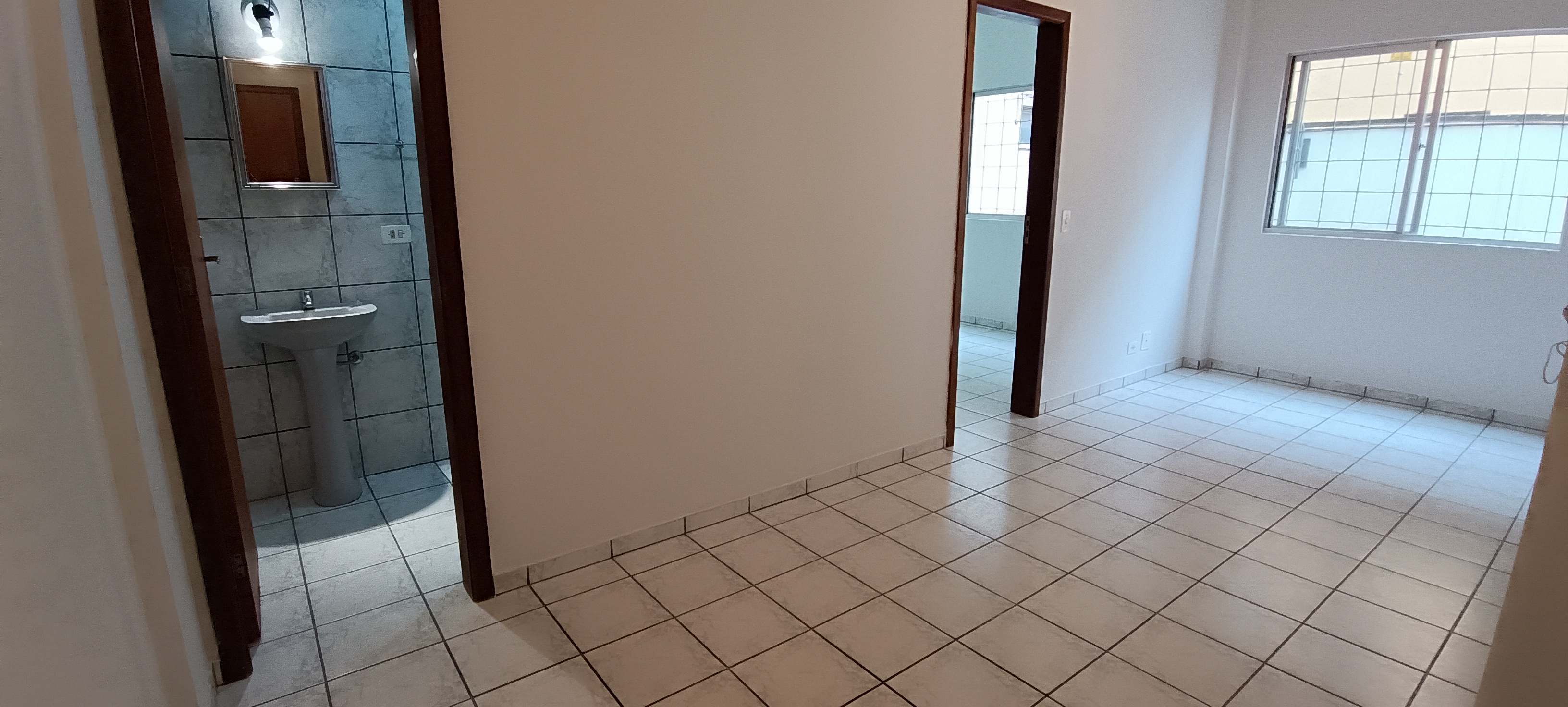 Imagem Apartamento com 1 Quarto para Alugar, 36 m²em Centro - Curitiba