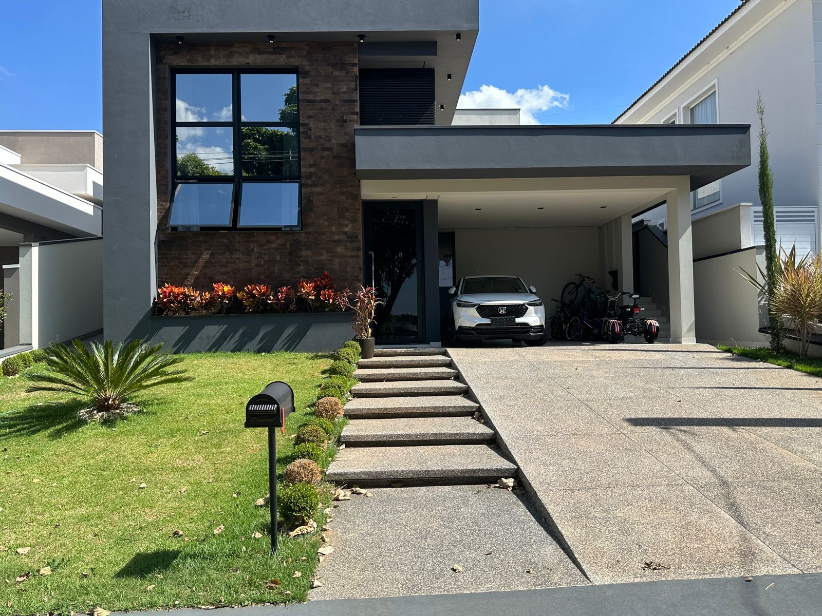 Imagem Casa de Condomínio com 3 Quartos à Venda, 270 m²em Medeiros - Jundiaí Imagem Casa de Condomínio com 3 Quartos à Venda, 270 m²em Medeiros - Jundiaí