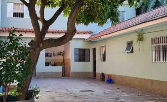 Imagem Casa com 4 Quartos à Venda, 244 m² em Vila Guedes - São Paulo