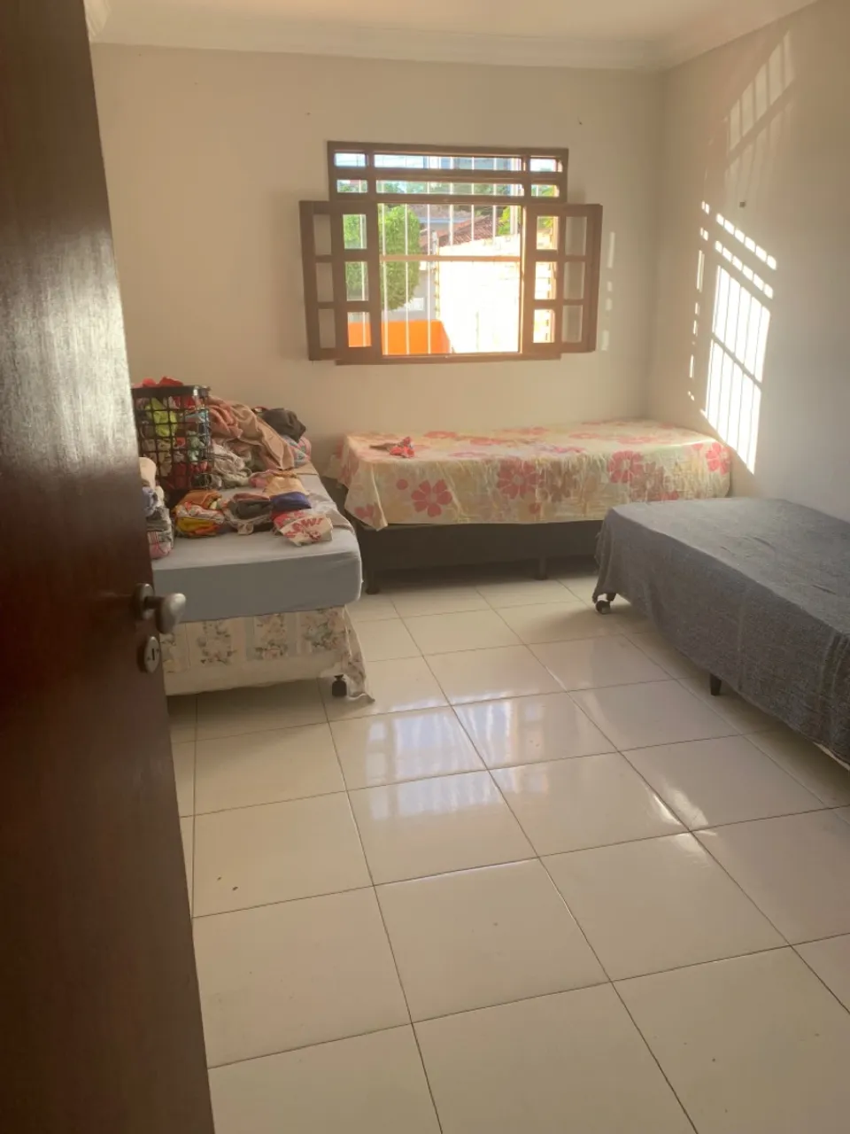 Imagem Casa com 5 Quartos à Venda, 300 m² em Castelo Branco - Campina Grande Imagem Casa com 5 Quartos à Venda, 300 m² em Castelo Branco - Campina Grande