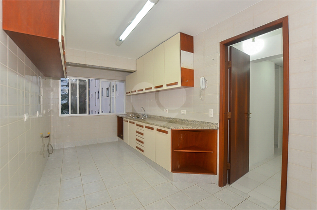 Imagem Apartamento com 3 Quartos à Venda, 265 m² em Vila Izabel - Curitiba Imagem Apartamento com 3 Quartos à Venda, 265 m² em Vila Izabel - Curitiba
