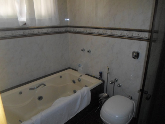 Imagem Casa de Condomínio com 5 Quartos à Venda, 498 m² em Parque do Imbui - Teresópolis