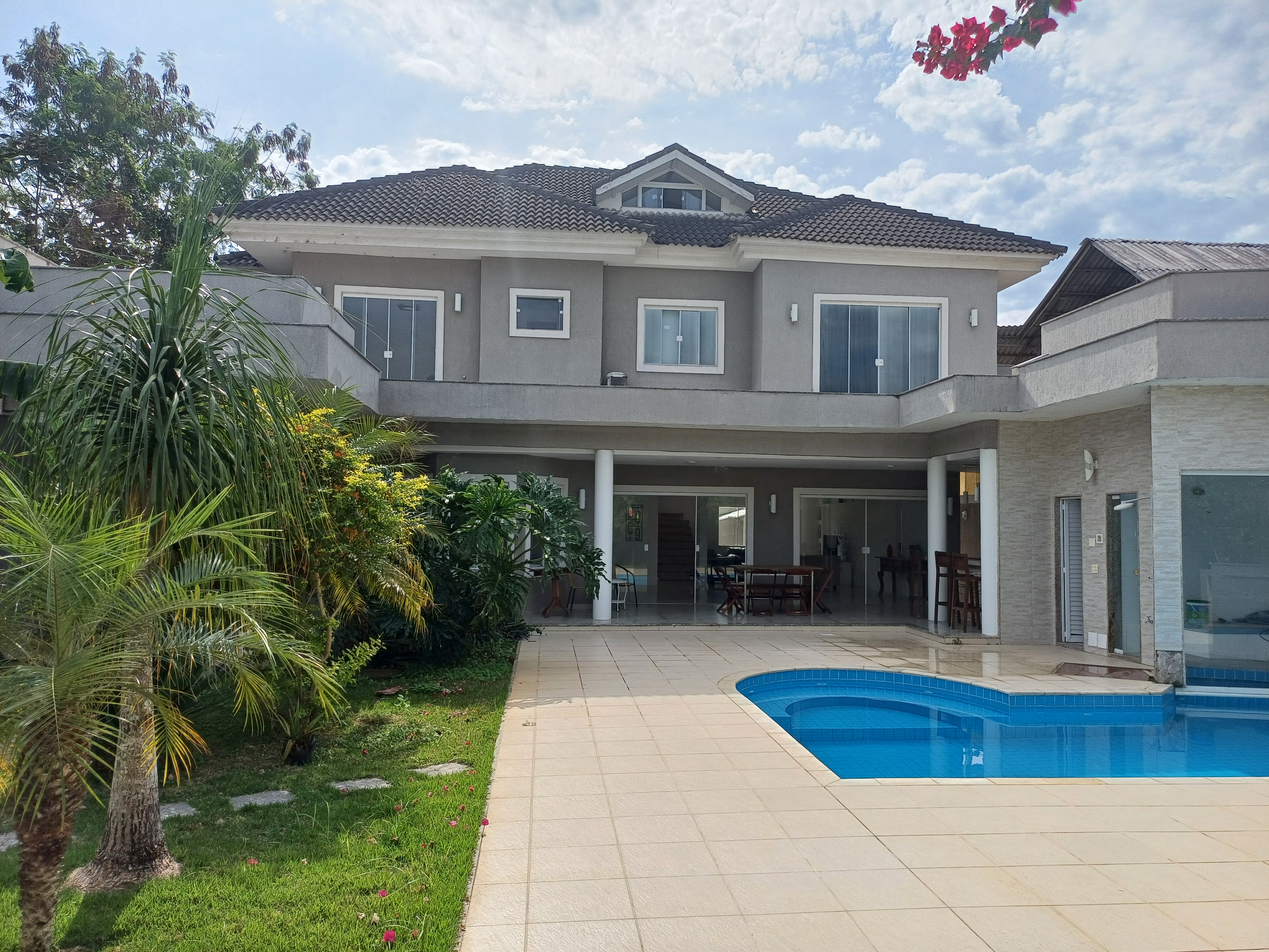 Imagem Casa de Condomínio com 5 Quartos à Venda, 600 m² em Vargem Grande - Rio de Janeiro Imagem Casa de Condomínio com 5 Quartos à Venda, 600 m² em Vargem Grande - Rio de Janeiro