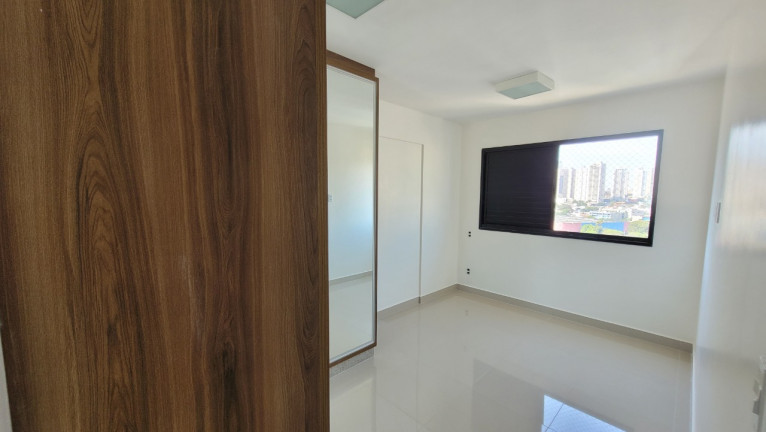 Imagem Apartamento com 3 Quartos à Venda,  em Setor Oeste - Goiânia