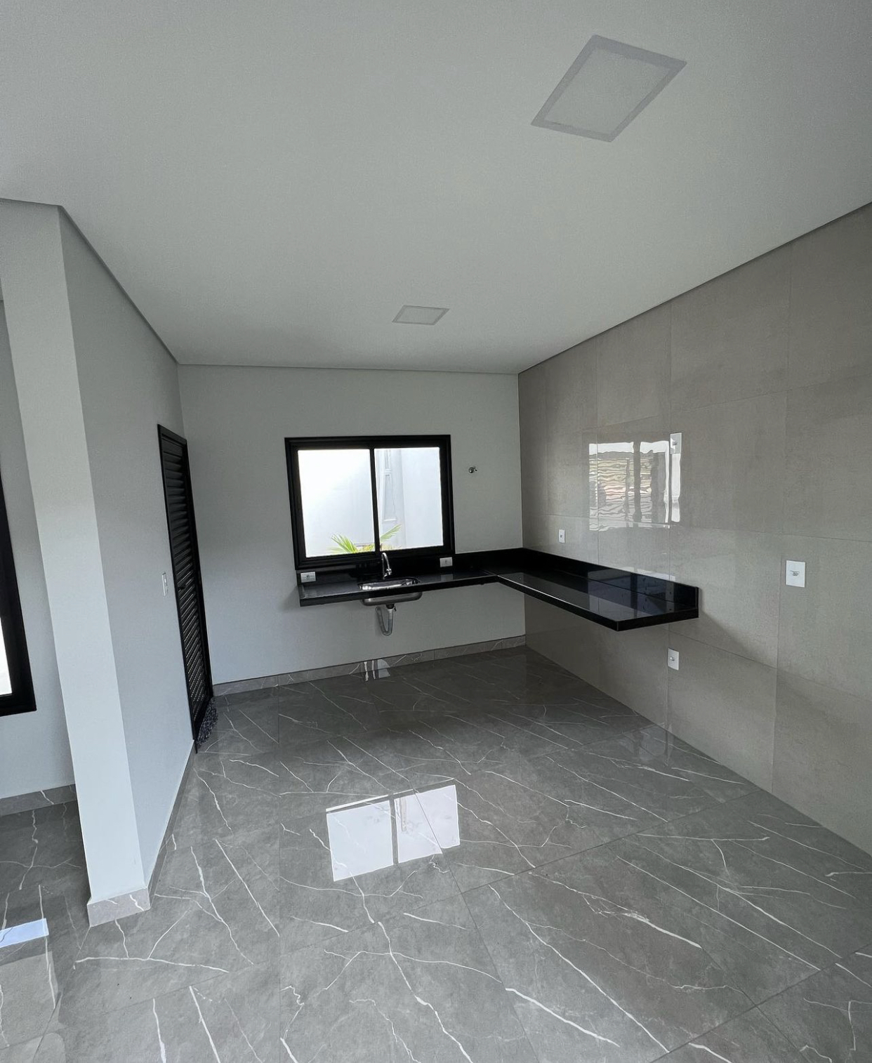 Imagem Casa com 3 Quartos à Venda, 90 m²em Jardim Moriyama - Indaiatuba