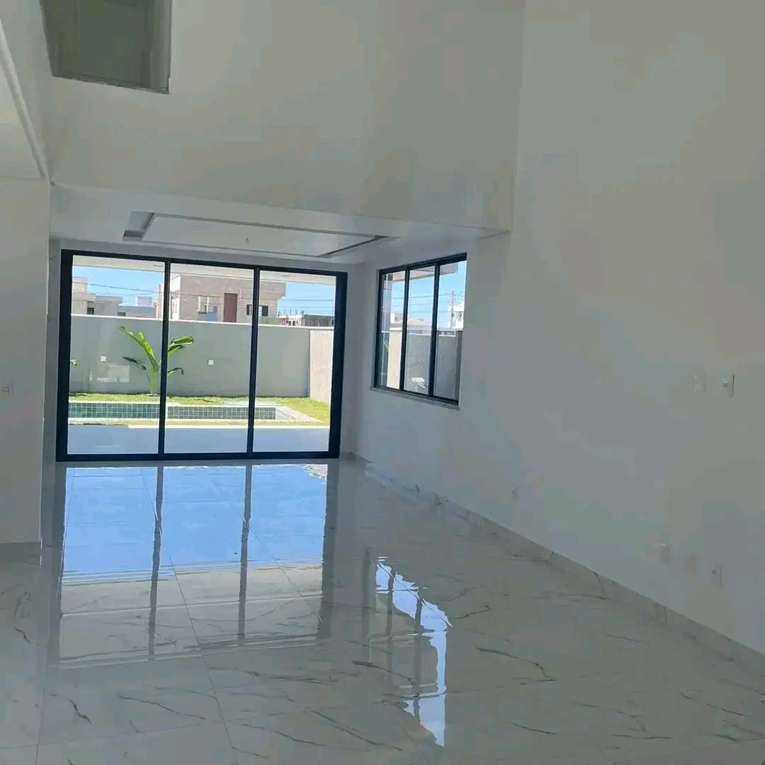 Imagem Casa de Condomínio com 4 Quartos à Venda, 230 m²em Cidade Alphaville  - Eusebio 