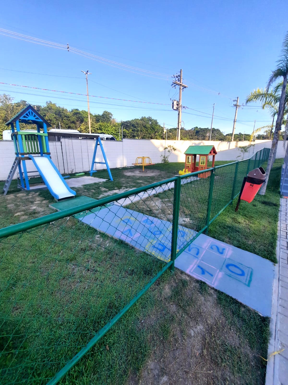 Imagem Apartamento com 2 Quartos para Alugar, 45 m² em Lago Azul - Manaus