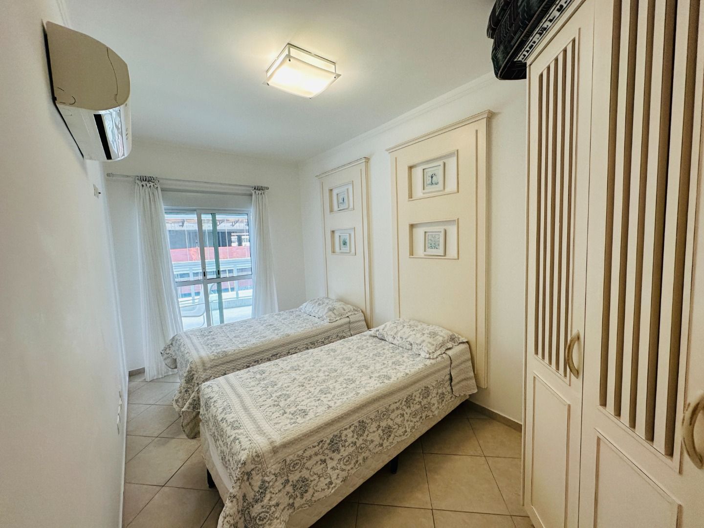 Imagem Apartamento com 3 Quartos à Venda, 124 m²em Riviera - Bertioga