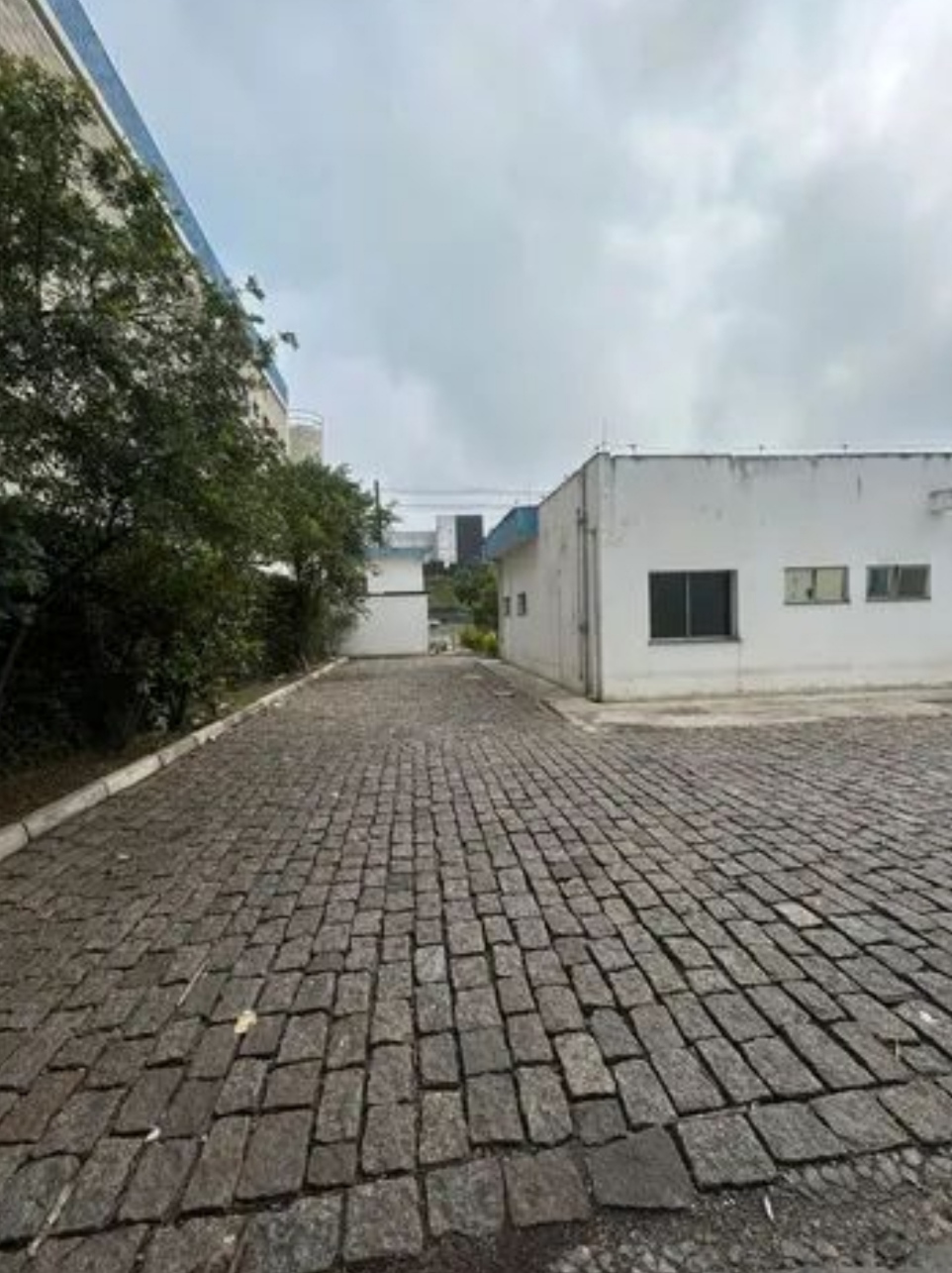 Imagem Galpão à Venda, 4 m²em Loteamento Industrial Coral - Mauá Imagem Galpão à Venda, 4 m²em Loteamento Industrial Coral - Mauá