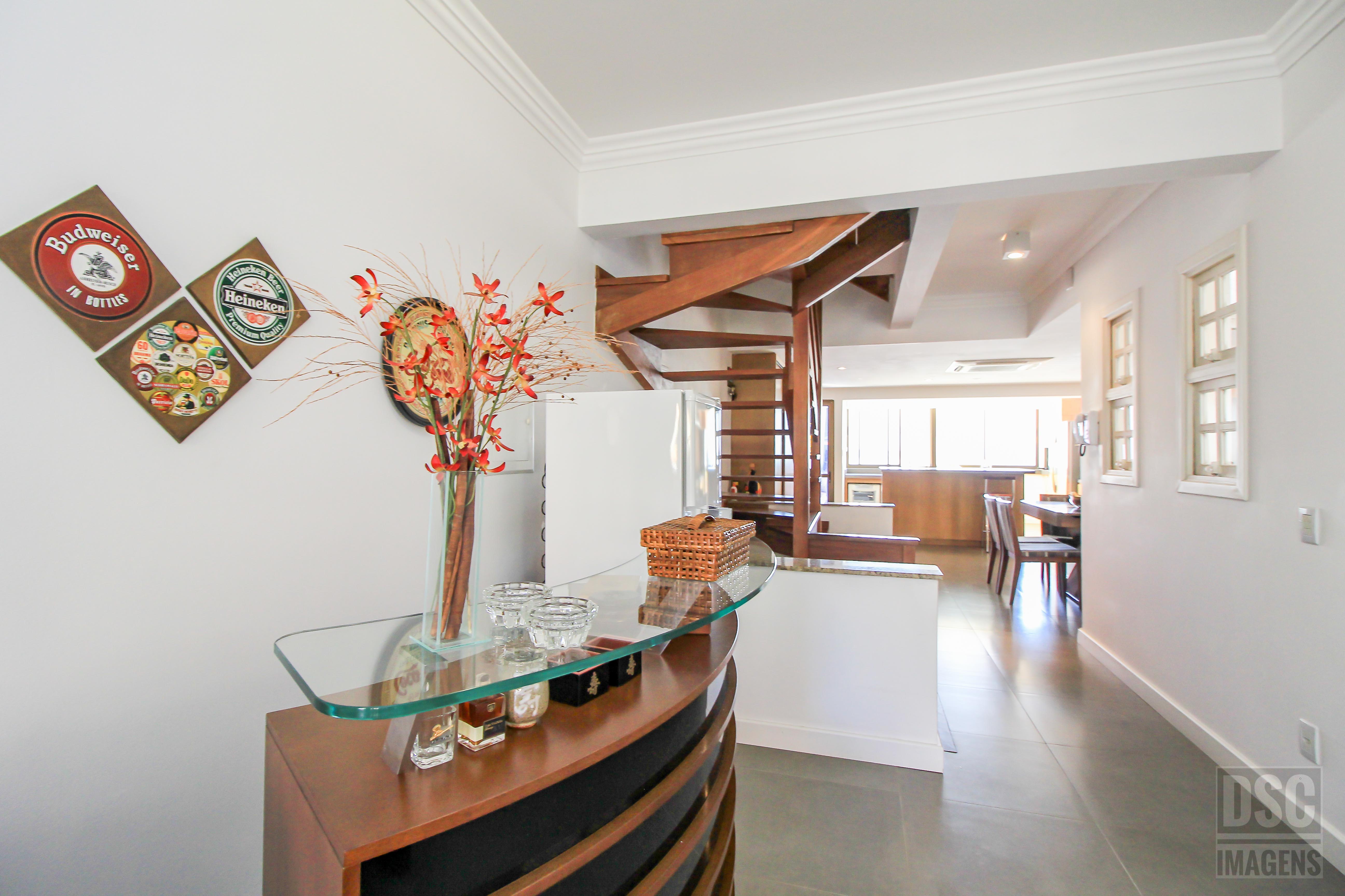Imagem Casa com 4 Quartos à Venda, 456 m²em Chácara das Pedras - Porto Alegre Imagem Casa com 4 Quartos à Venda, 456 m²em Chácara das Pedras - Porto Alegre