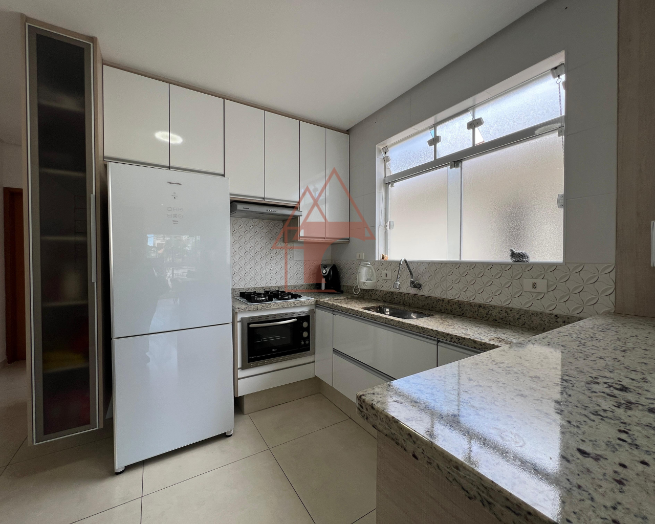 Imagem Casa com 2 Quartos à Venda, 80 m² em Embaré - Santos
