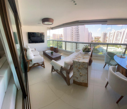 Imagem Apartamento com 4 Quartos à Venda, 243 m² em Patamares - Salvador