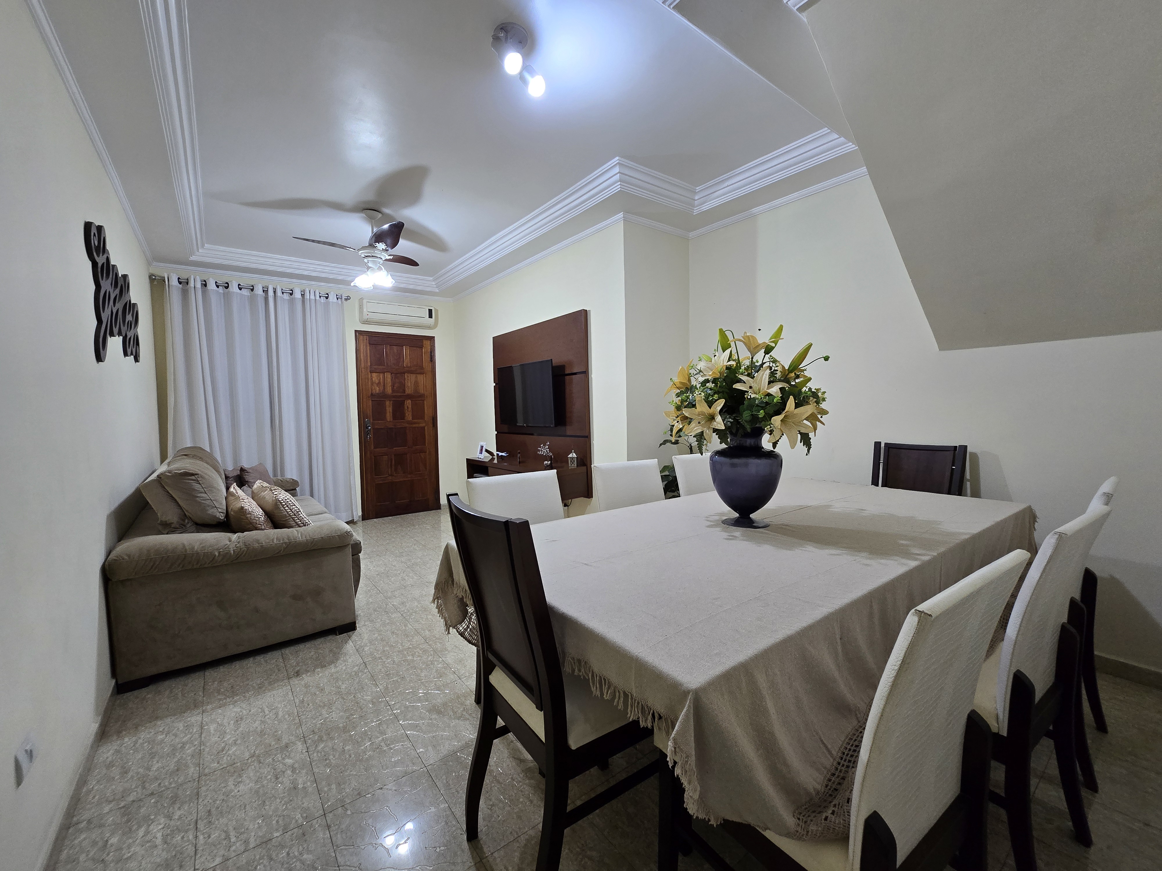 Imagem Casa com 3 Quartos à Venda, 110 m²em Boqueirão - Santos