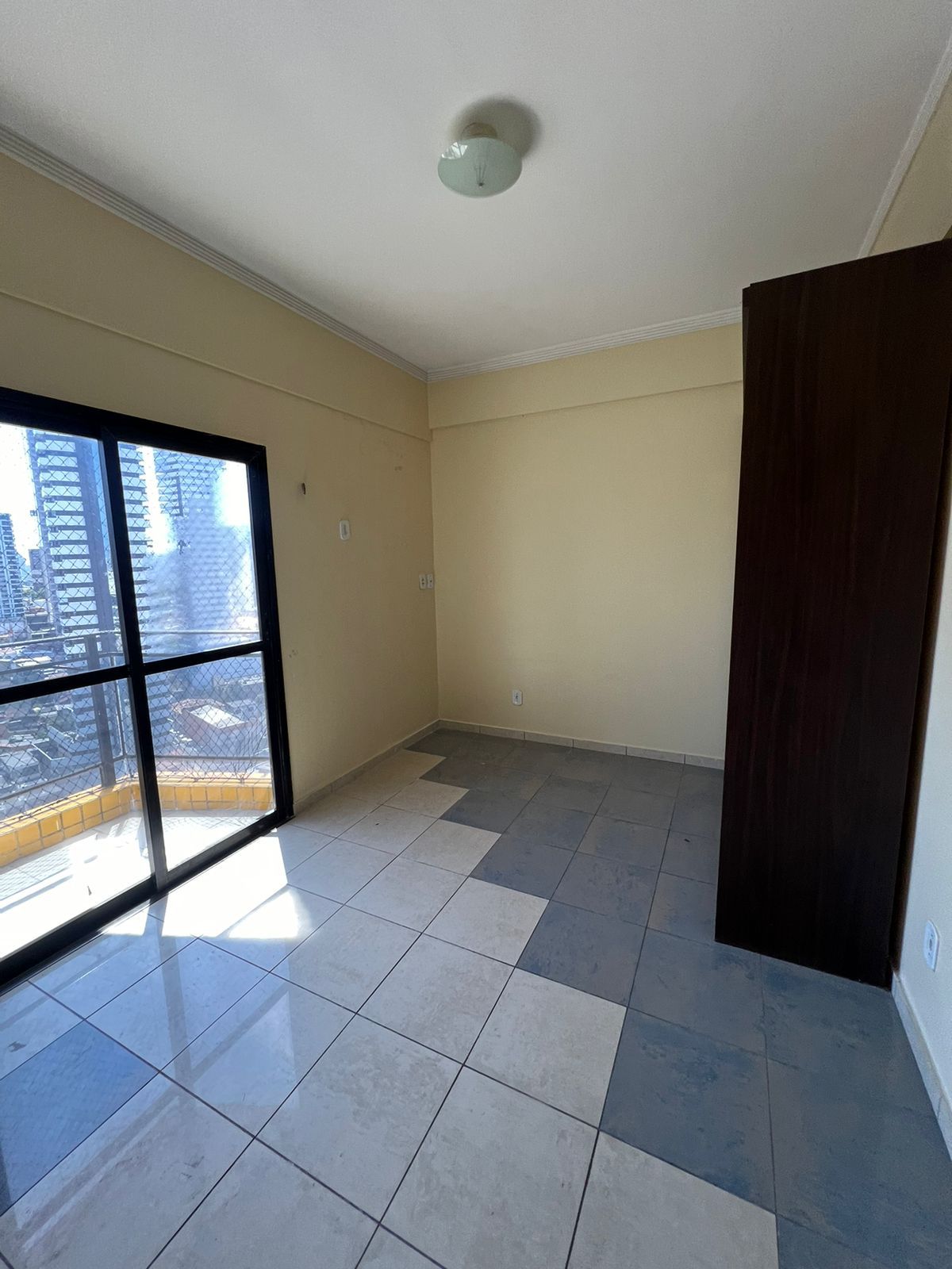 Imagem Apartamento com 3 Quartos à Venda, 150 m²em Umarizal - Belém