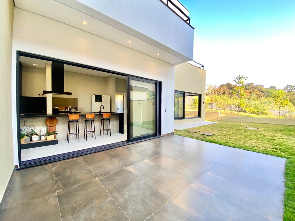 Imagem Casa de Condomínio com 3 Quartos à Venda, 380 m²em Jardim Novo Mundo - Jundiaí