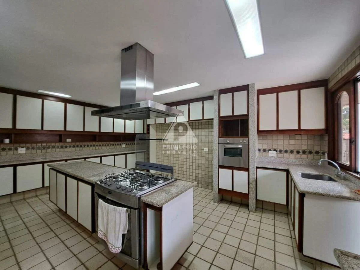 Imagem Casa de Condomínio com 4 Quartos à Venda, 2 m²em Barra da Tijuca - Rio de Janeiro Imagem Casa de Condomínio com 4 Quartos à Venda, 2 m²em Barra da Tijuca - Rio de Janeiro