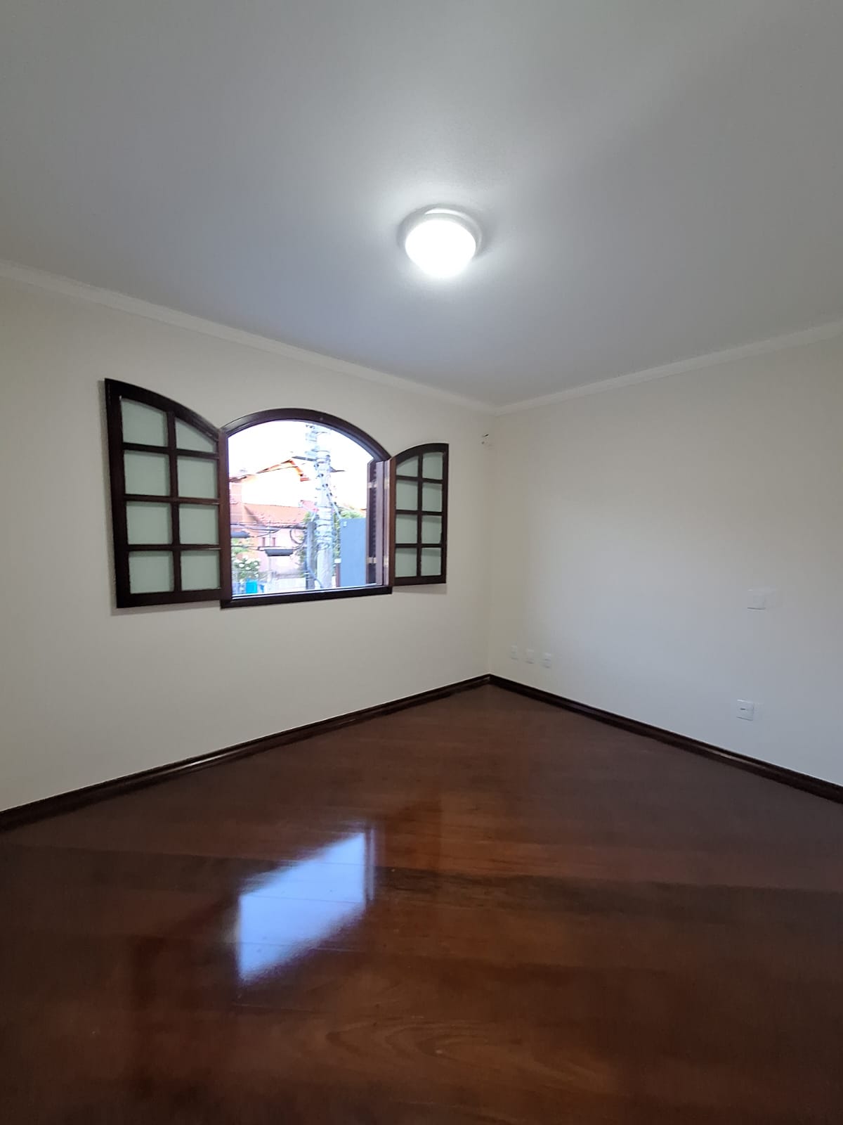 Imagem Casa com 4 Quartos à Venda, 300 m²em Chácara Jafet - Mogi das Cruzes Imagem Casa com 4 Quartos à Venda, 300 m²em Chácara Jafet - Mogi das Cruzes