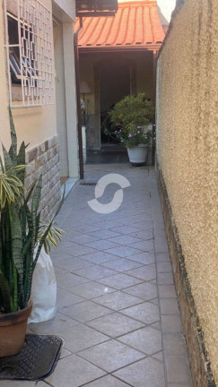Imagem Casa com 2 Quartos à Venda, 250 m² em Serra Grande - Niterói Imagem Casa com 2 Quartos à Venda, 250 m² em Serra Grande - Niterói