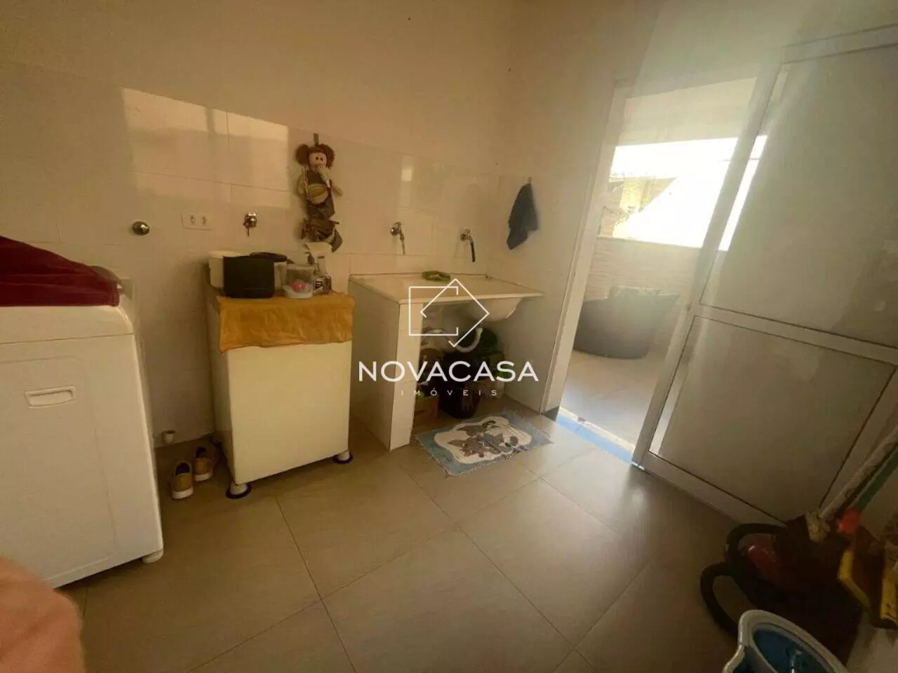 Imagem Casa com 4 Quartos à Venda, 380 m² em Santa Mônica - Belo Horizonte