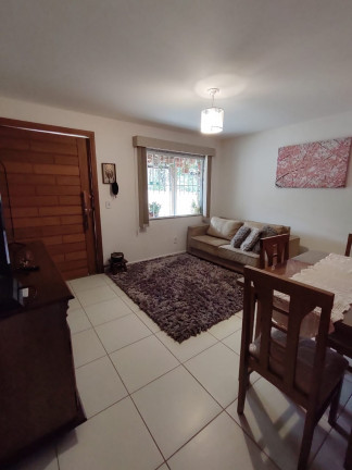 Imagem Casa com 3 Quartos à Venda, 122 m² em Albuquerque - Teresópolis